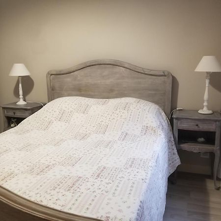 Apartamento Joli T2 de 40m² à louer à Le Muy  Exterior foto