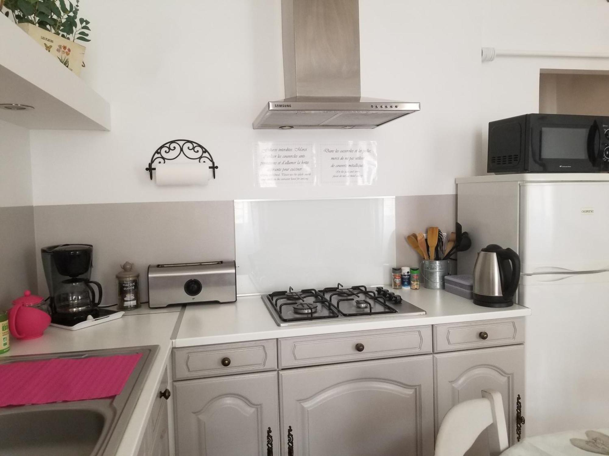 Apartamento Joli T2 de 40m² à louer à Le Muy  Exterior foto